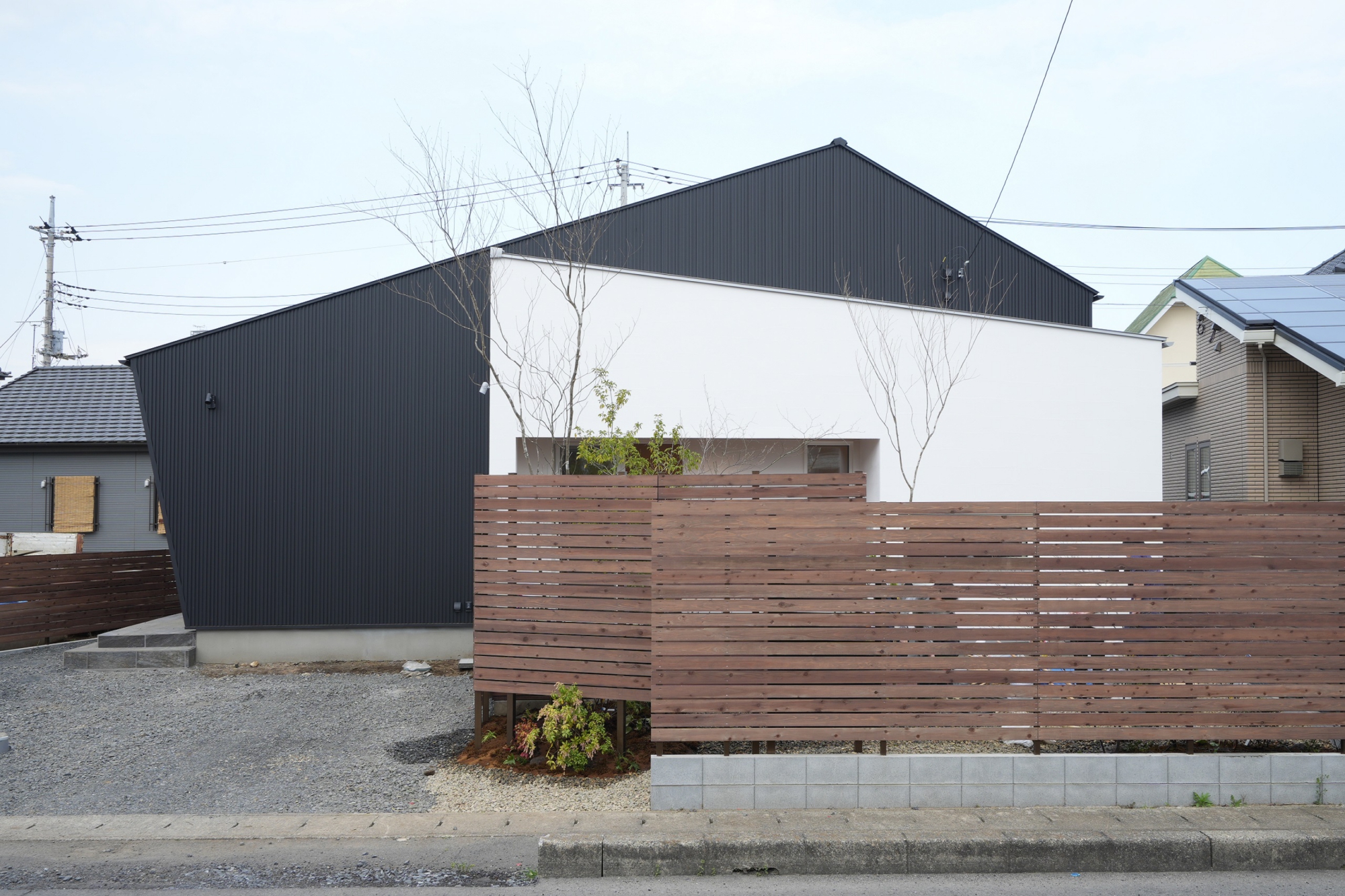 居場所のつながる平屋のサムネイル画像